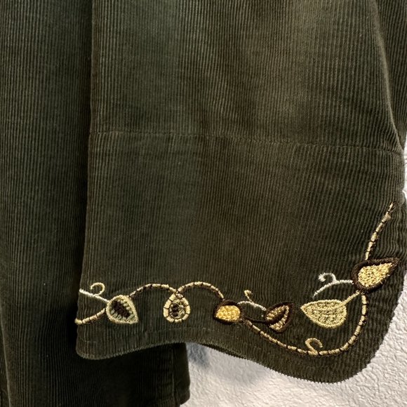 Liz Claiborne Corduroy Snap Up Shirt Olive Green Embroidered EUC Size Petite Med - Picture 6 of 7